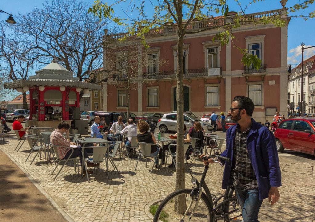 Lisbon4real: Deluxe 1br In Principe Real Apartment