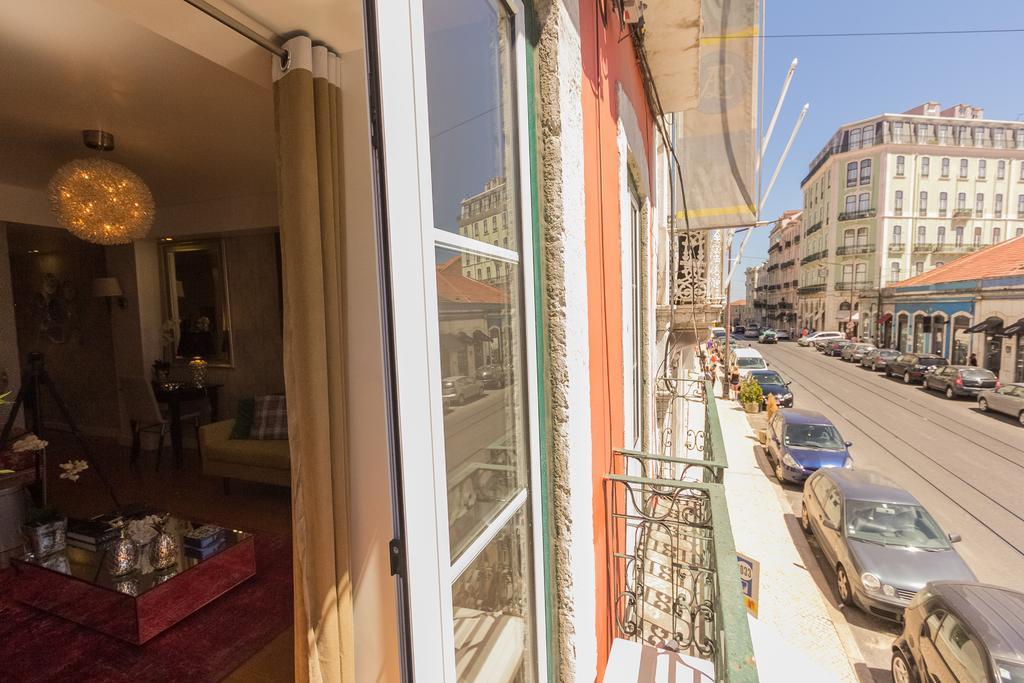 Lisbon4real: Deluxe 1br In Principe Real Apartment Lisbon