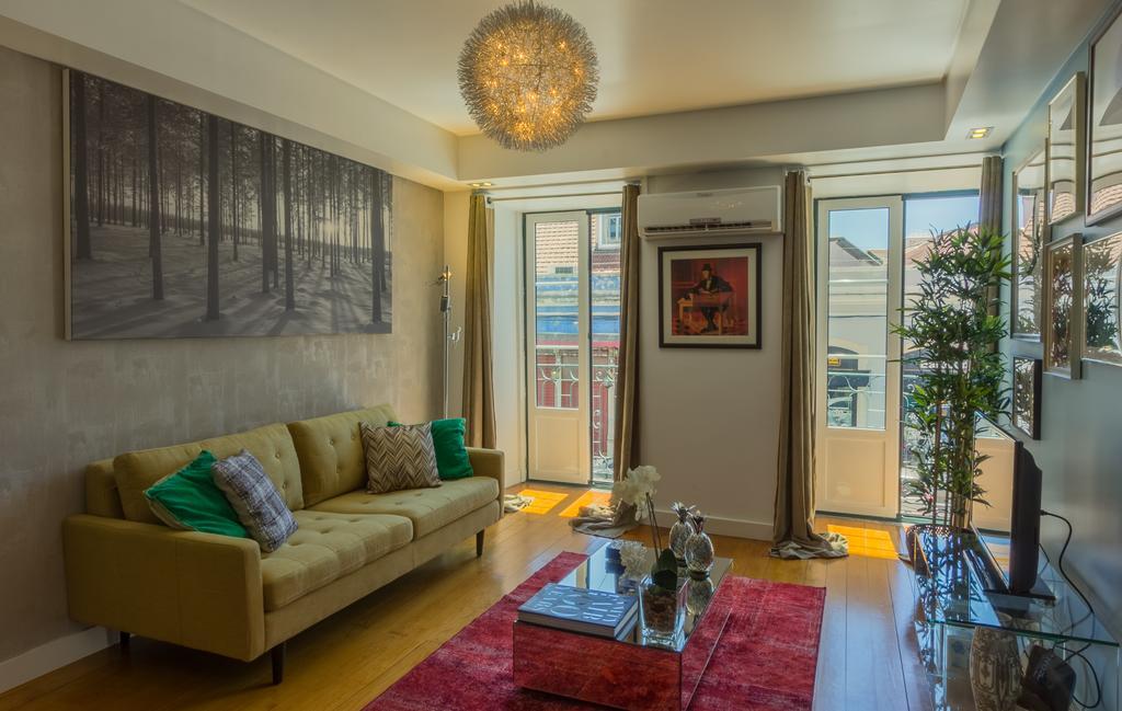 Lisbon4real: Deluxe 1br In Principe Real
